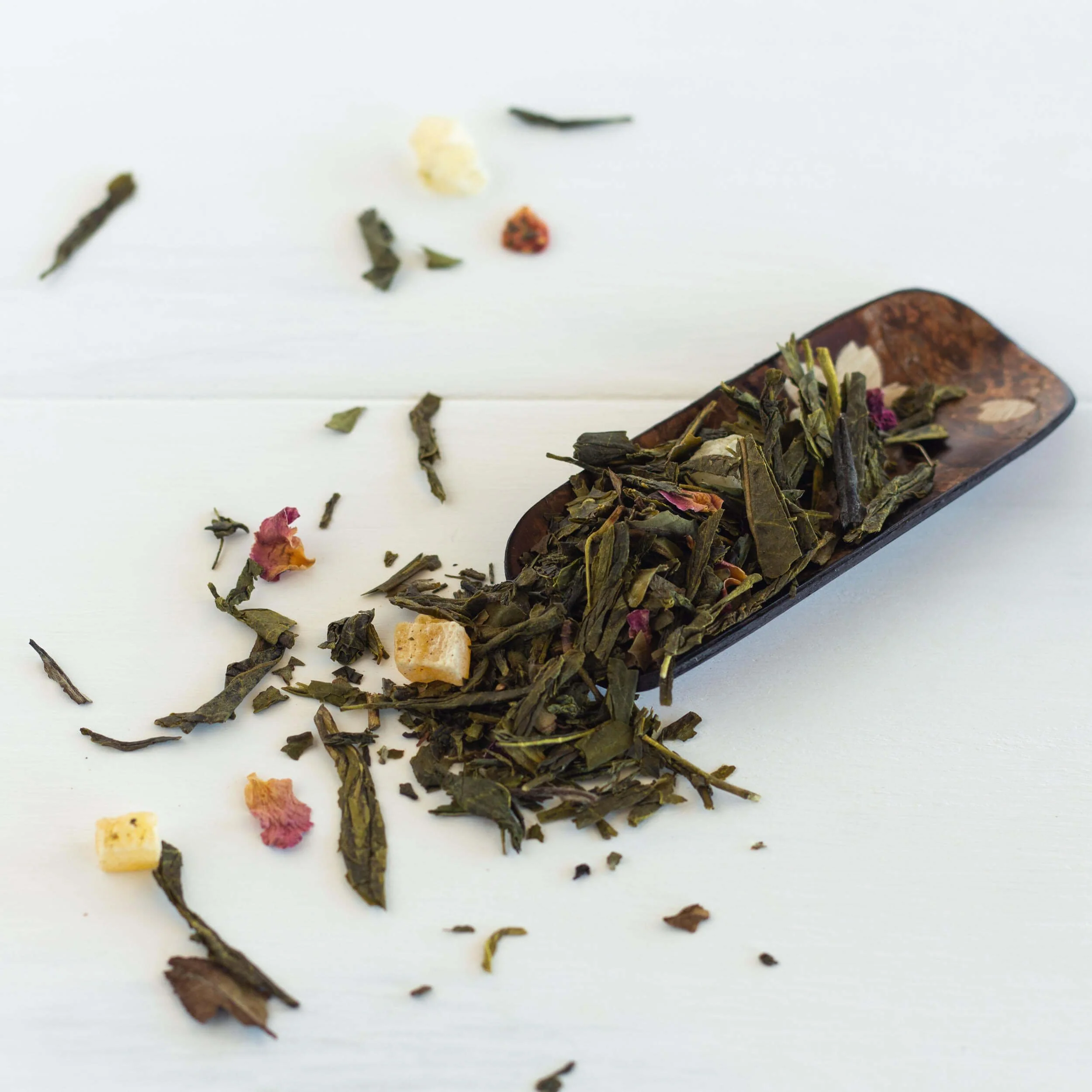 Spring Fancy Green and White Tea Blend - Image 4